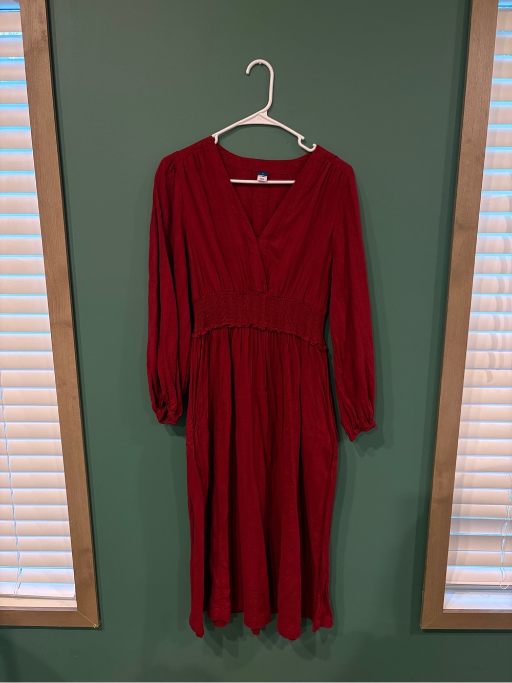 Women's Red Long Sleeve Midi Dress - V-Neck Smocked Waist